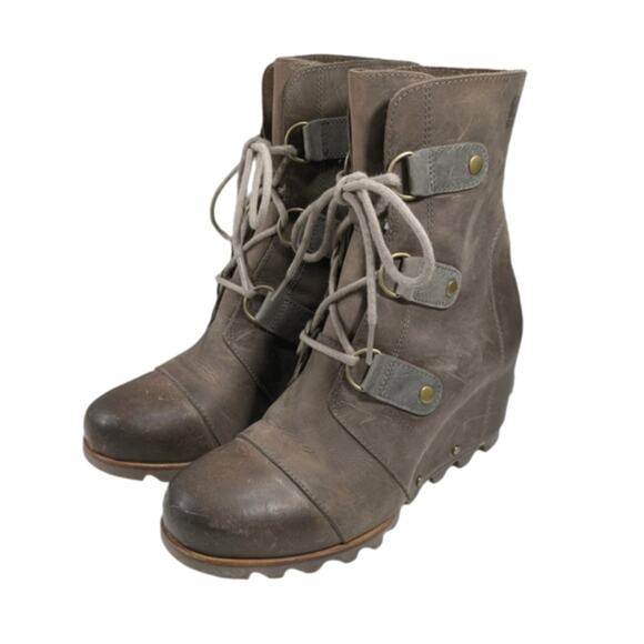 Sorel Joan of Artic Wedge Booties GUC $249 Size 9.5    S3045 - Picture 6 of 12